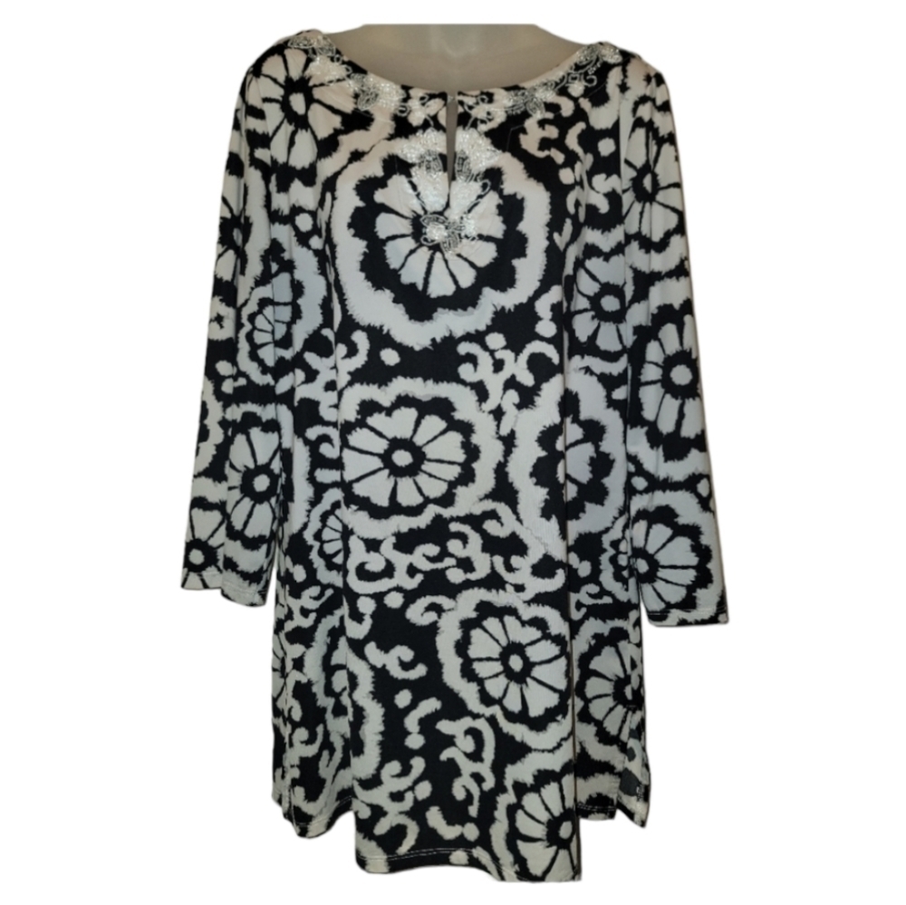 INC, Women's Black & White Embellished Tunic, Size XL